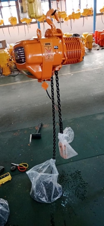 Talha Elétrica de Corrente – Modelo com Trolley Elétrico